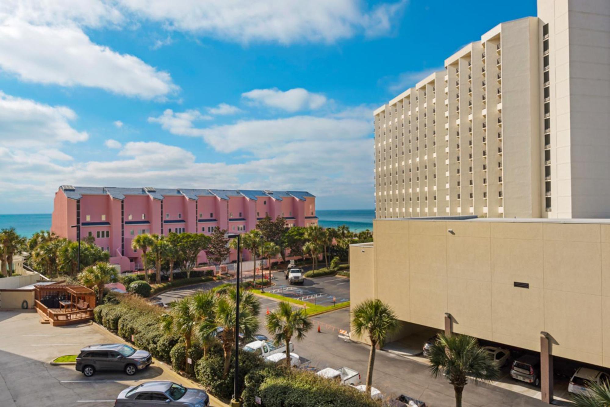 Tops'L Tides Destin Room photo