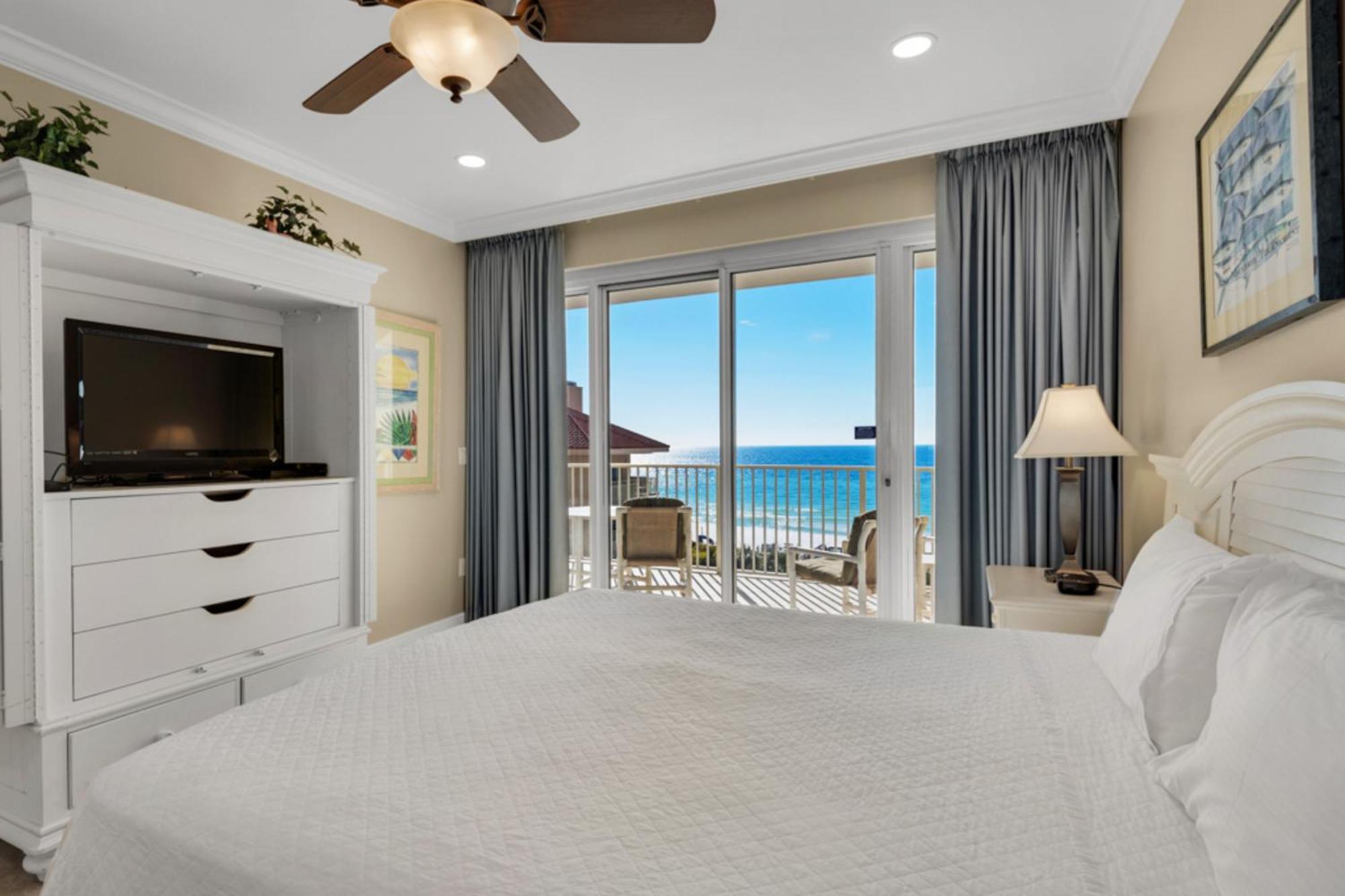 Tops'L Tides Destin Room photo