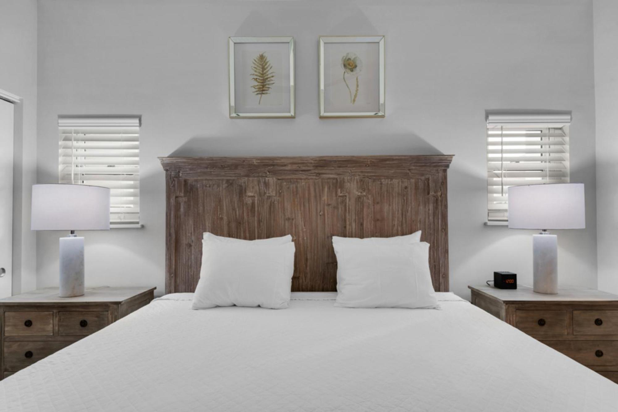 Tops'L Tides Destin Room photo