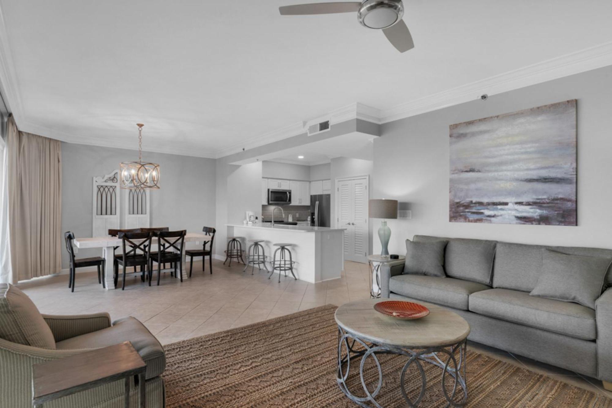 Tops'L Tides Destin Room photo