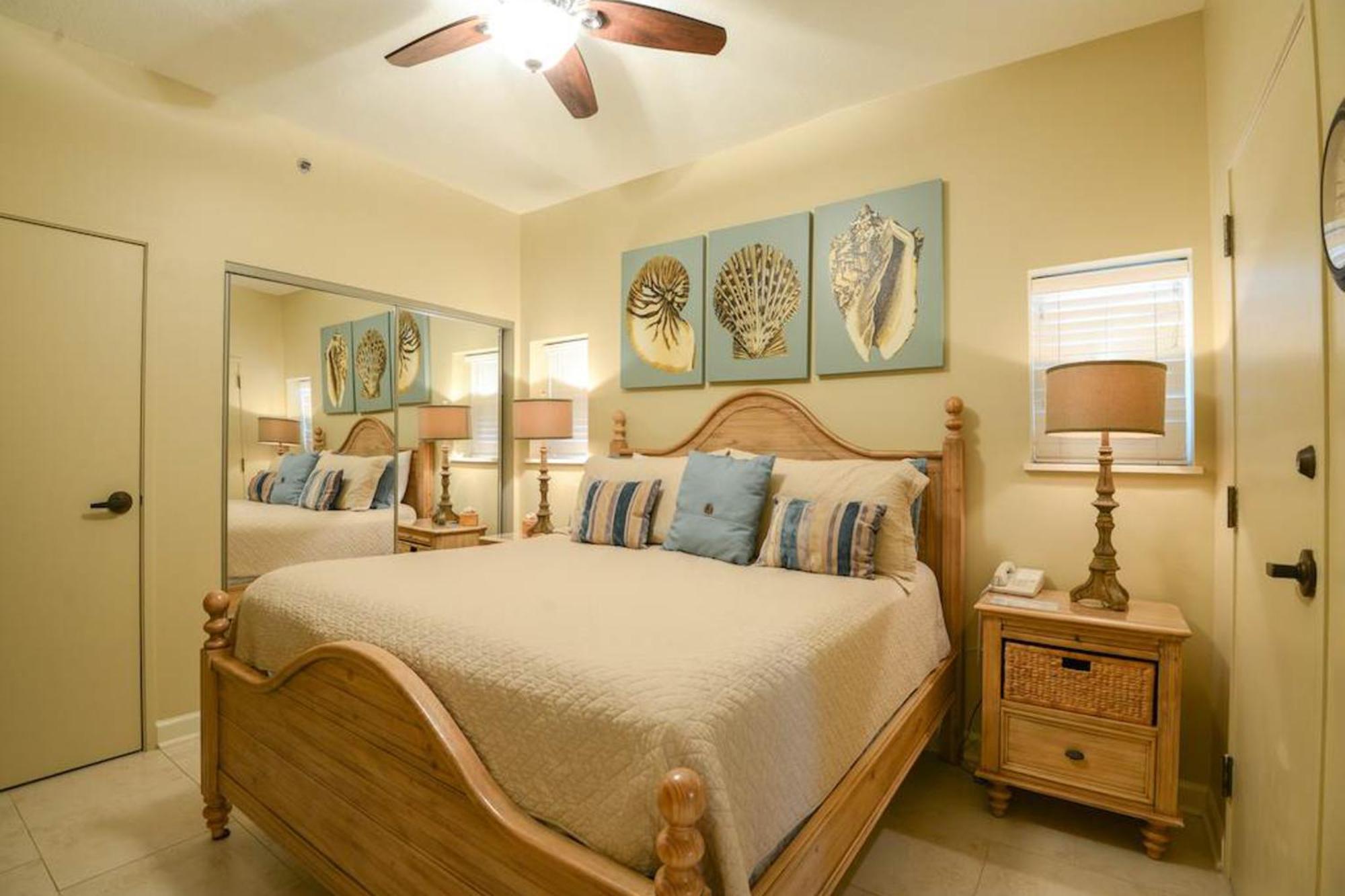 Tops'L Tides Destin Room photo